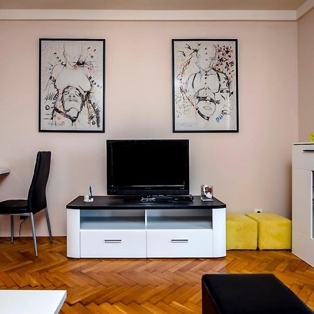Апартаменти Apartman Bellana Ровінь Екстер'єр фото